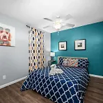 Charming Houston Studio Apt With Free Parking